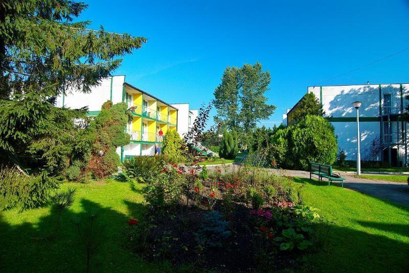 Egm-Lazy Hotel Exterior photo